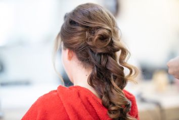 simple-and-quick-hairstyles-for-working-women